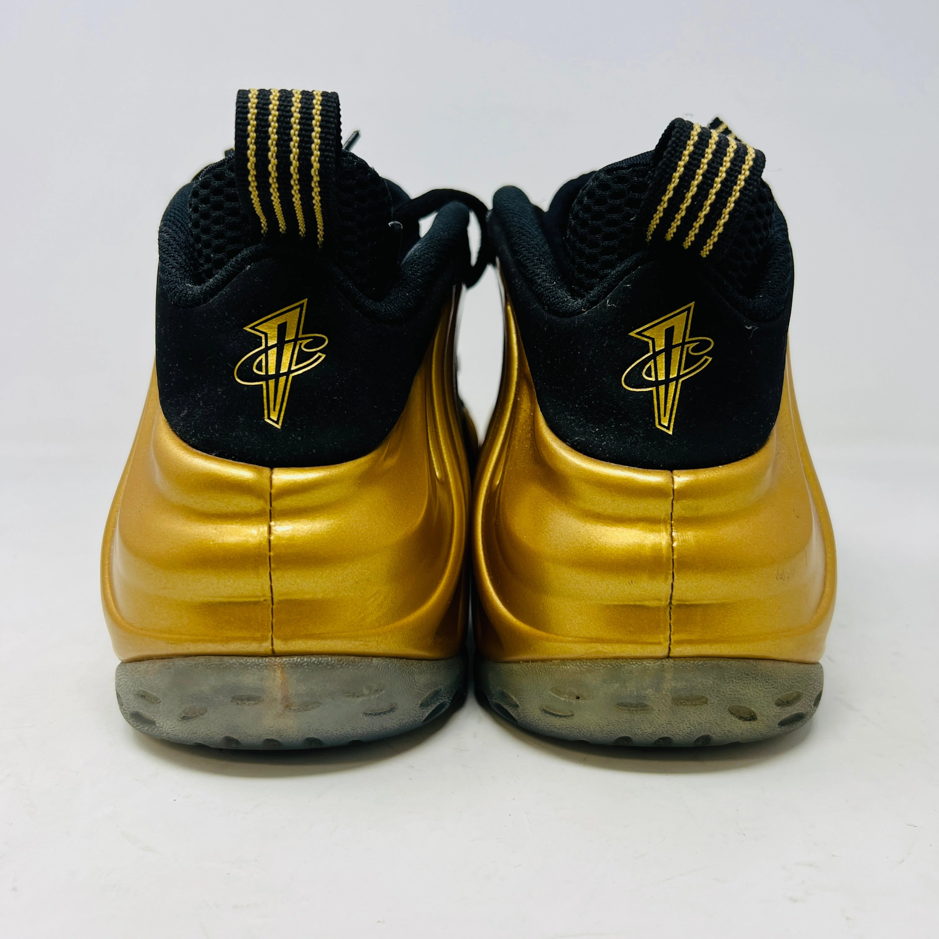 Nike Air Foamposite One Metallic Gold
