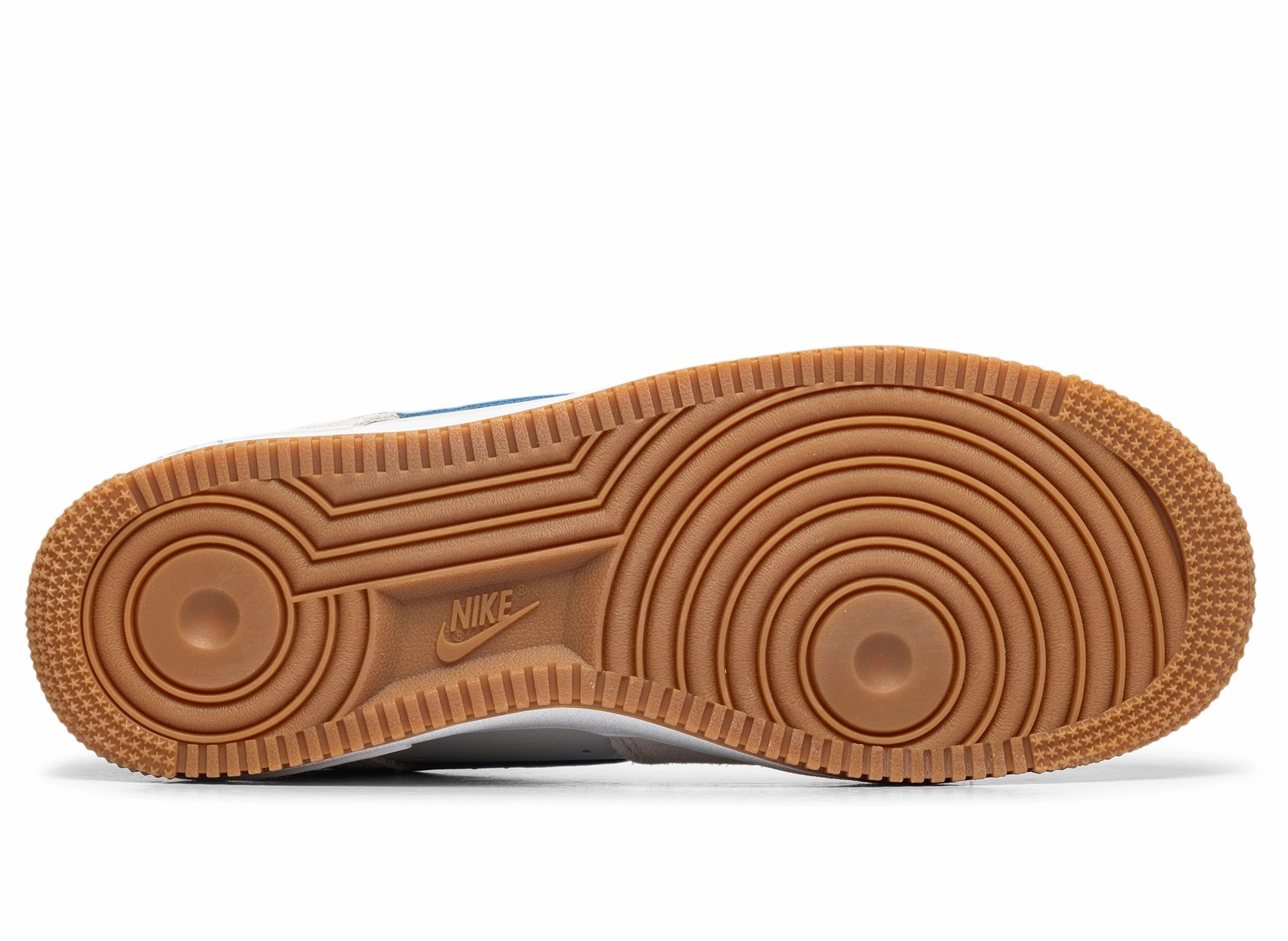 Nike Air Force 1 07 LV8