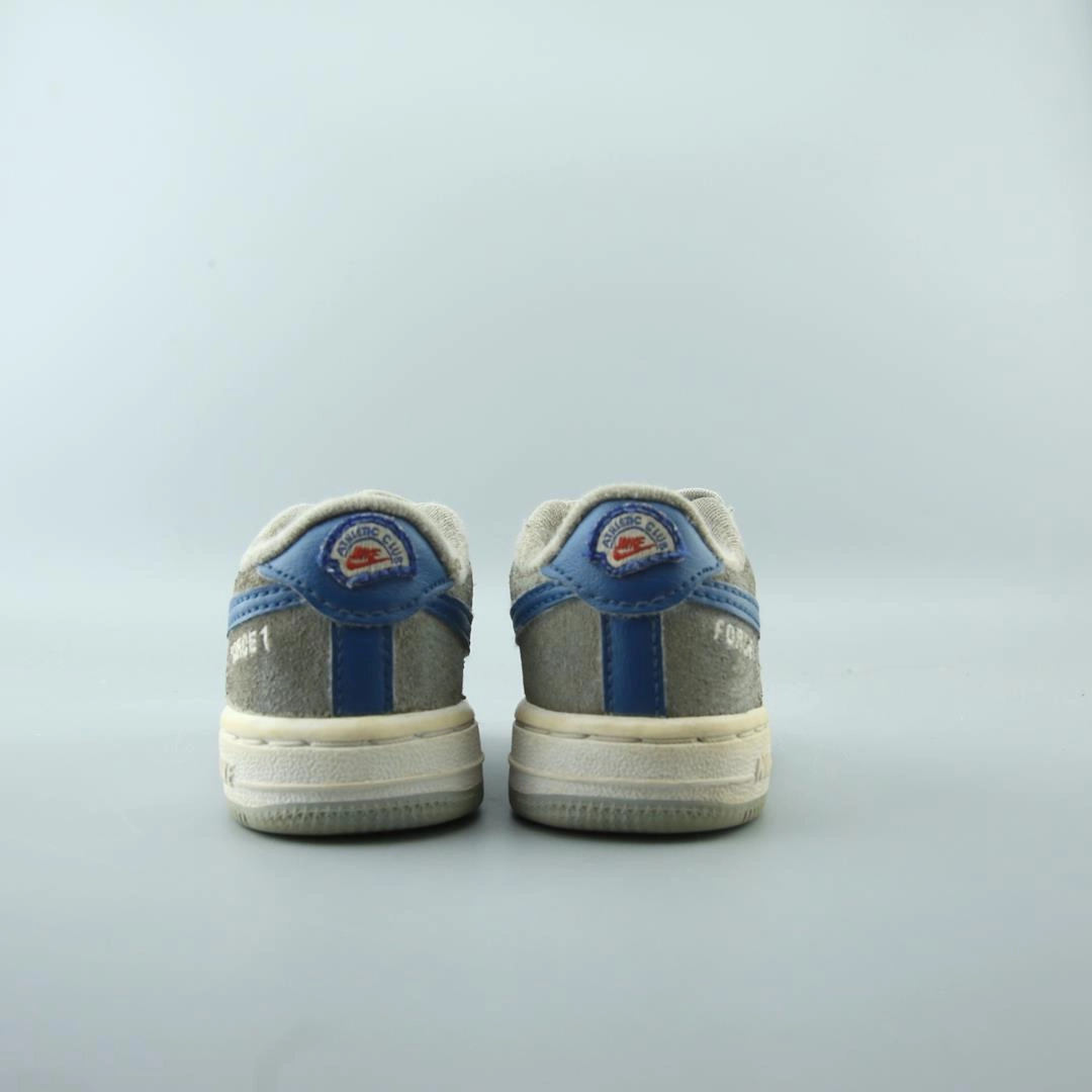 NIKE AIR FORCE 1