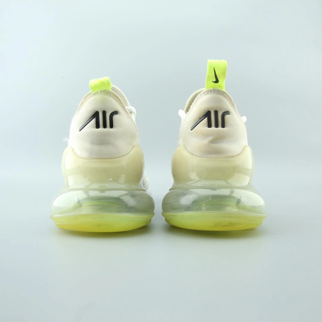 NIKE AIR MAX 270