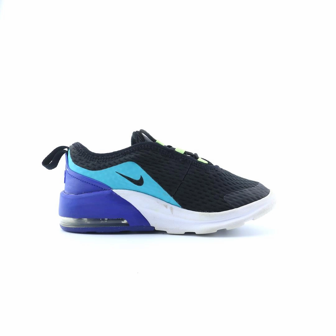 NIKE AIR MAX