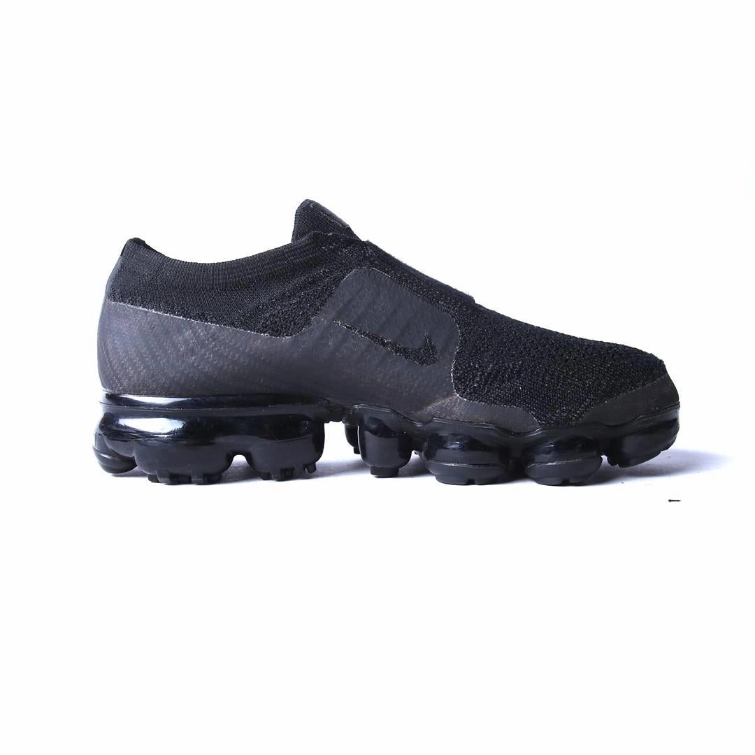 NIKE  AIR VAPORMAX MOC