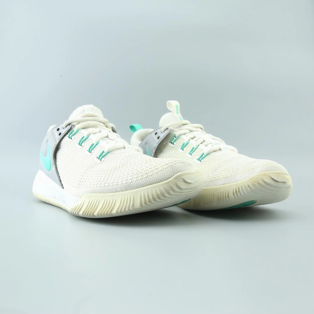 NIKE AIR ZOOM HYPERACE 2