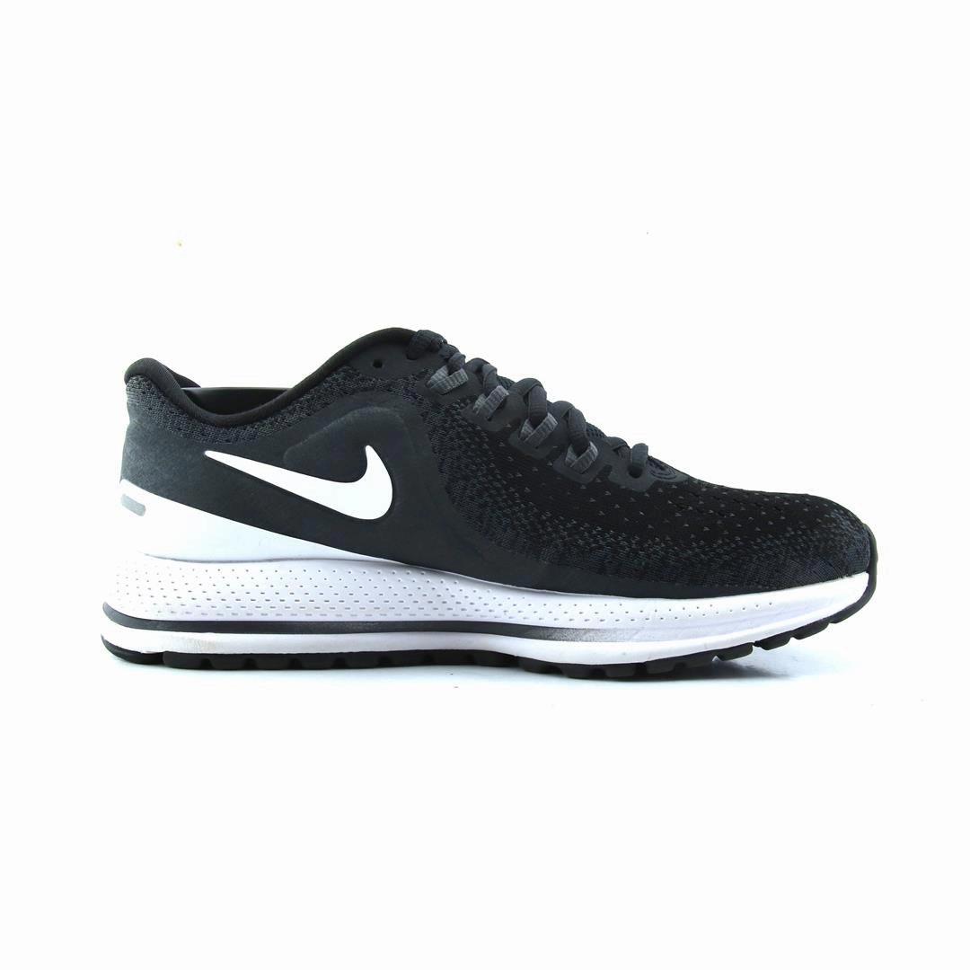 NIKE AIR ZOOM VOMERO 13