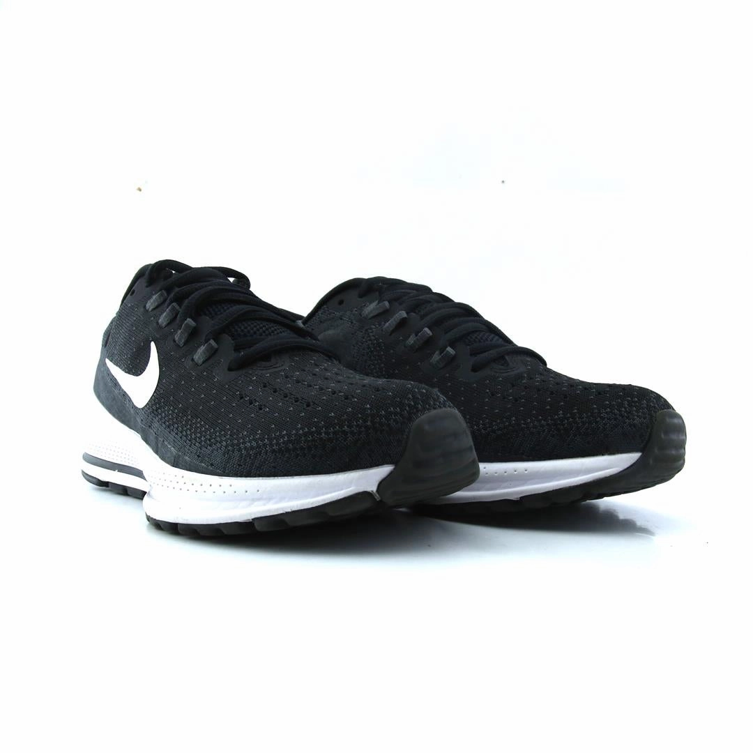 NIKE AIR ZOOM VOMERO 13