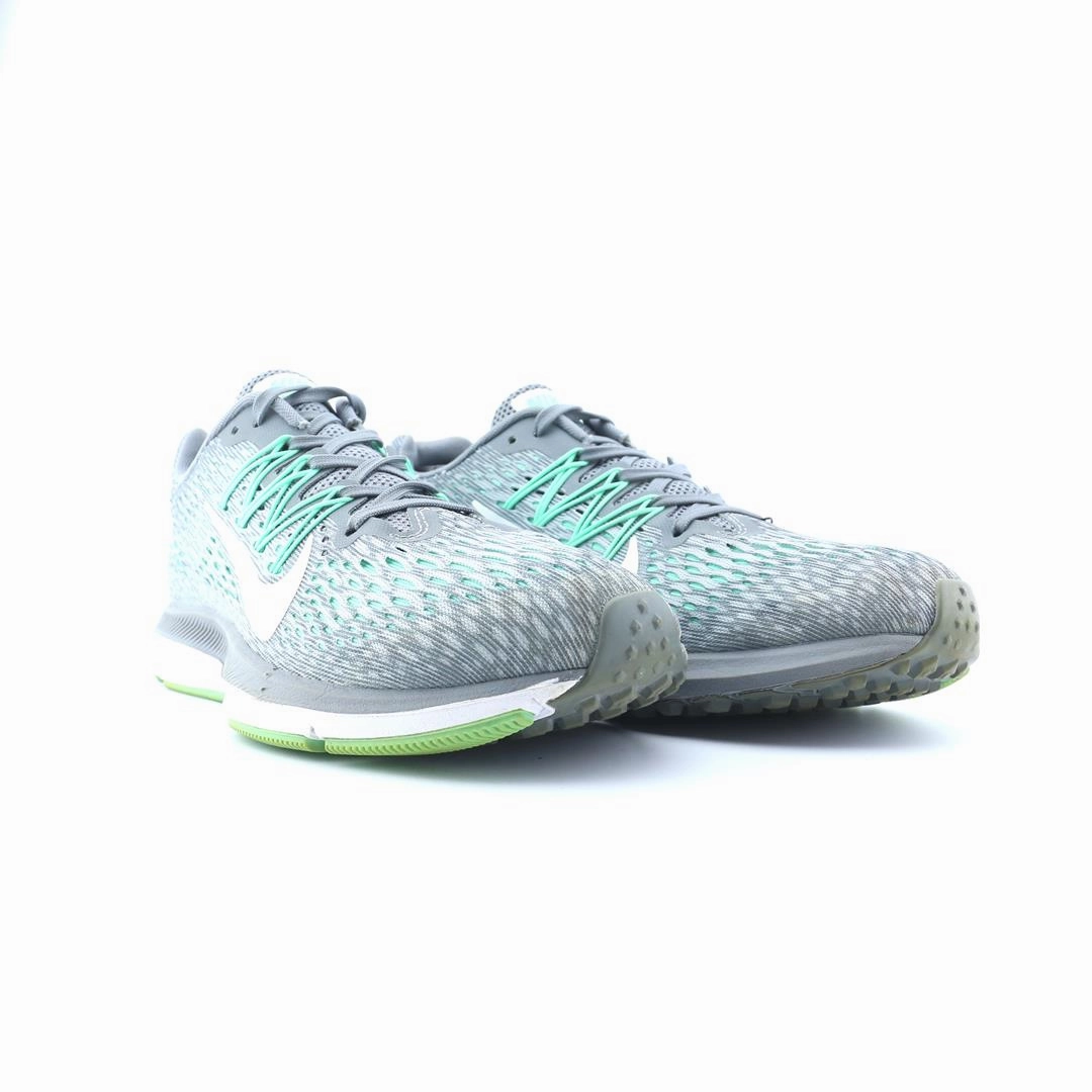 NIKE AIR ZOOM WINFLO 5