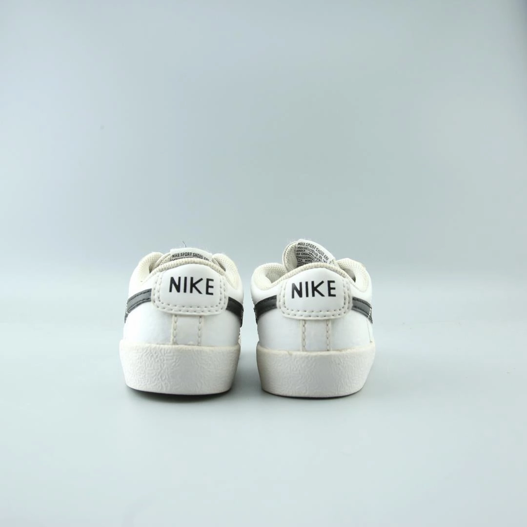 NIKE BLACK LOW