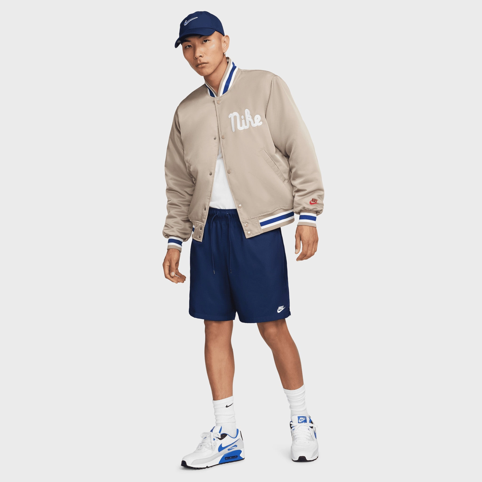 Nike Club Flow Shorts Midnight Navy / White