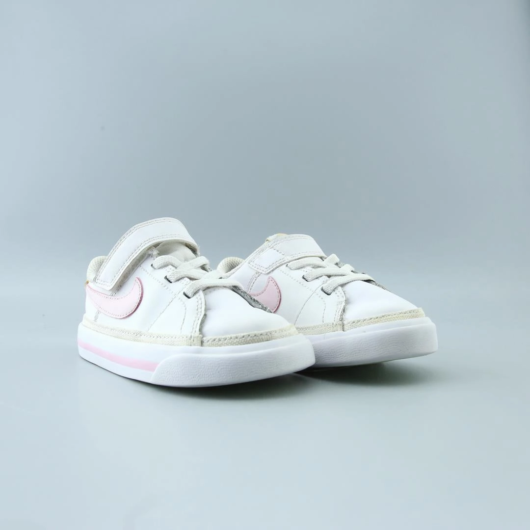 NIKE COURT LEGACY
