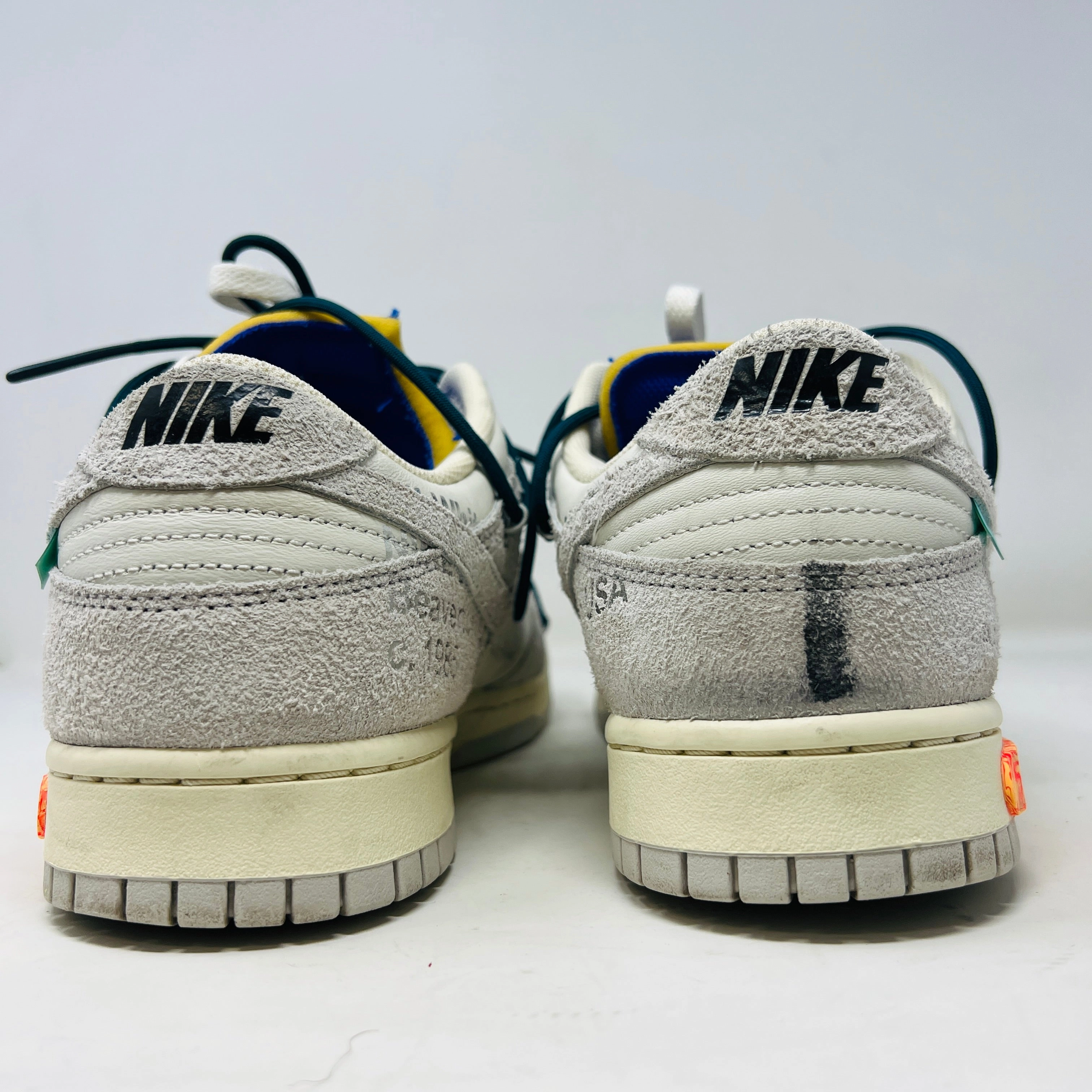 Nike Dunk Low Off-White Lot 16