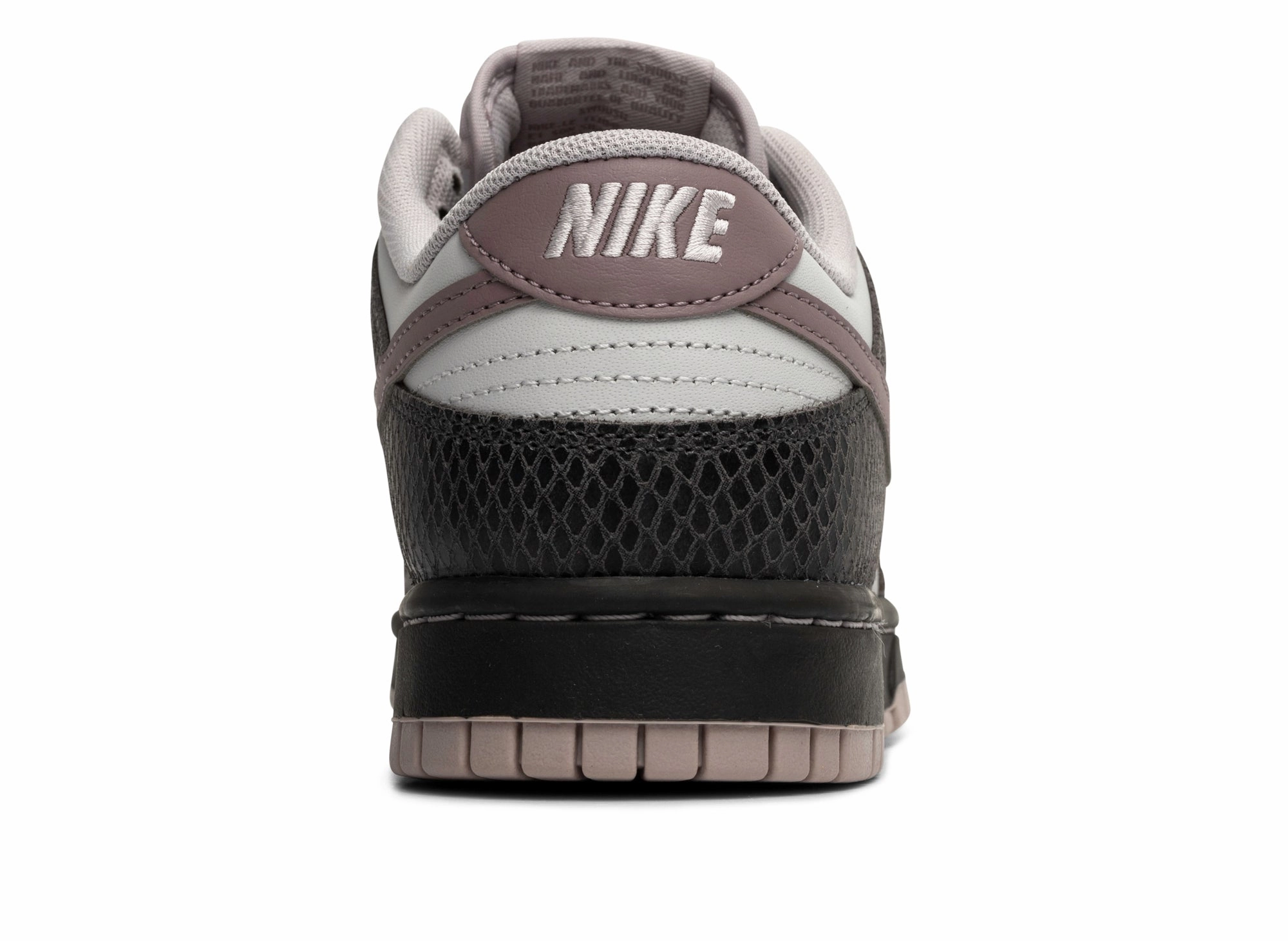 Nike Dunk Low SE