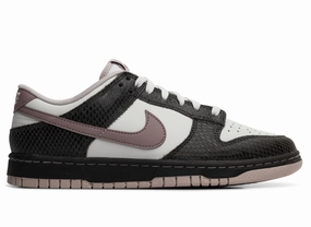 Nike Dunk Low SE