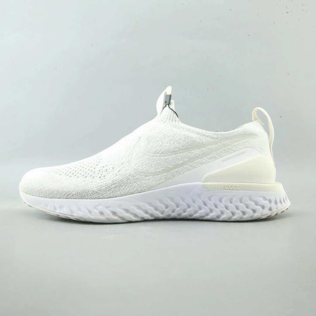 NIKE EPIC PHANTOM REACT FLYKNIT