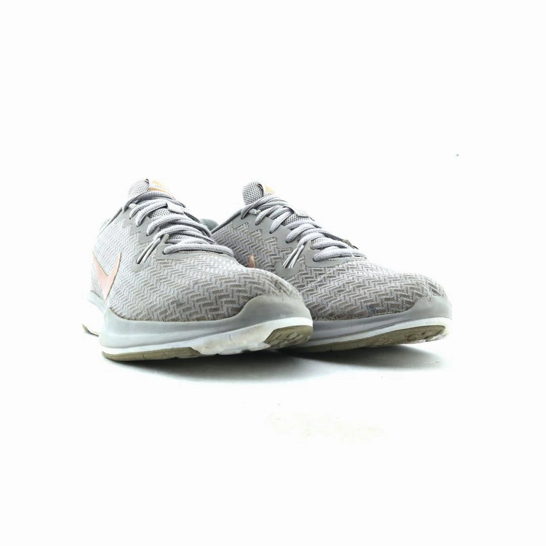 NIKE IN-SEASON TR 7