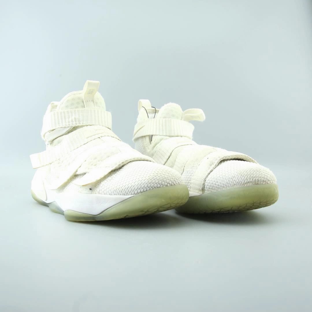 NIKE LEBRON ZOOM SOLDIER 11