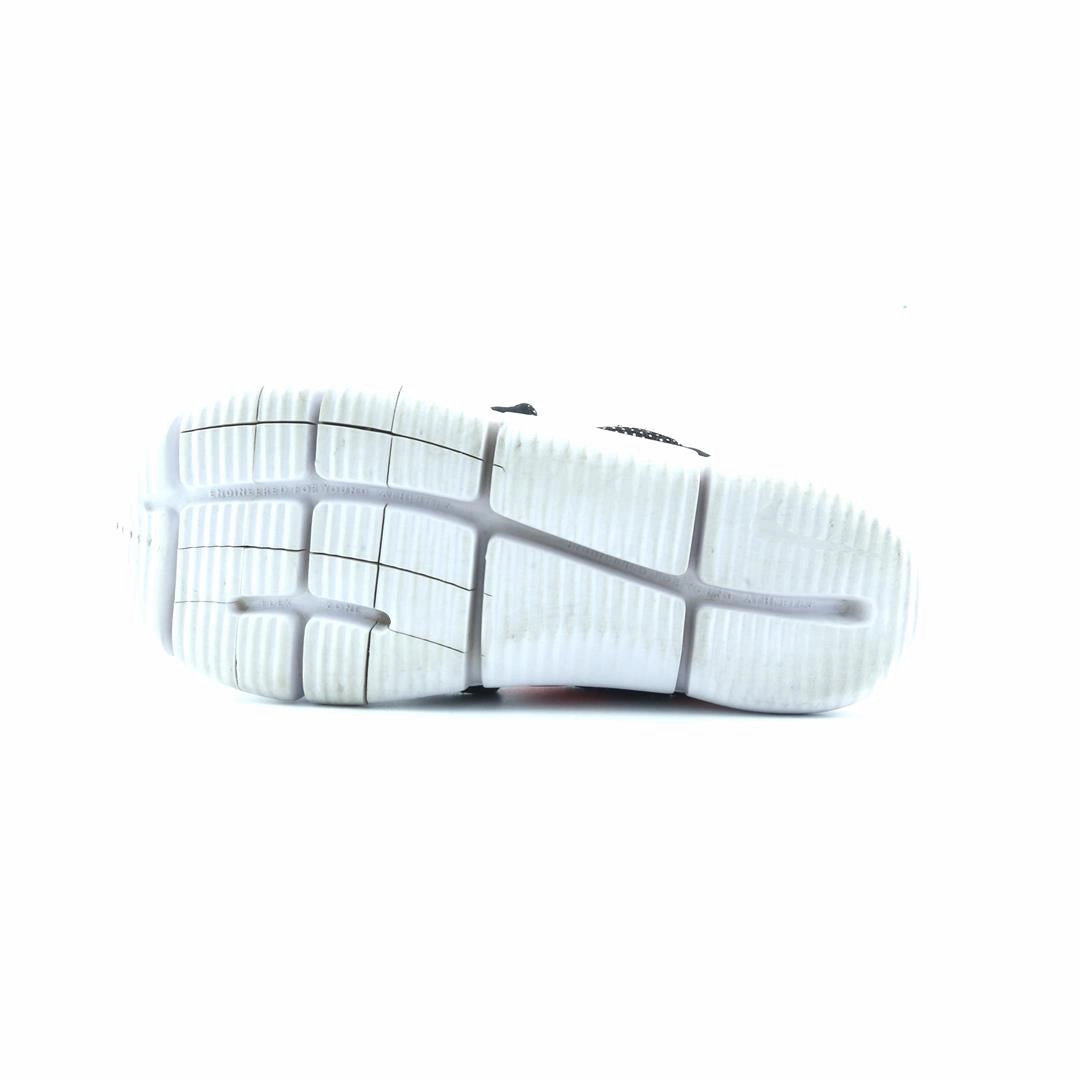 NIKE NOVICE