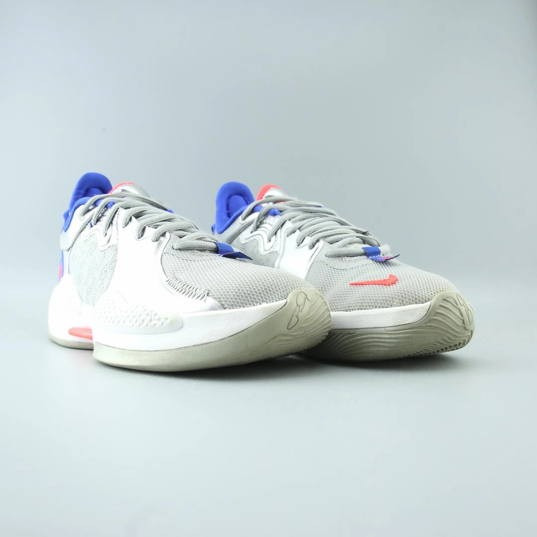 NIKE  PG 5