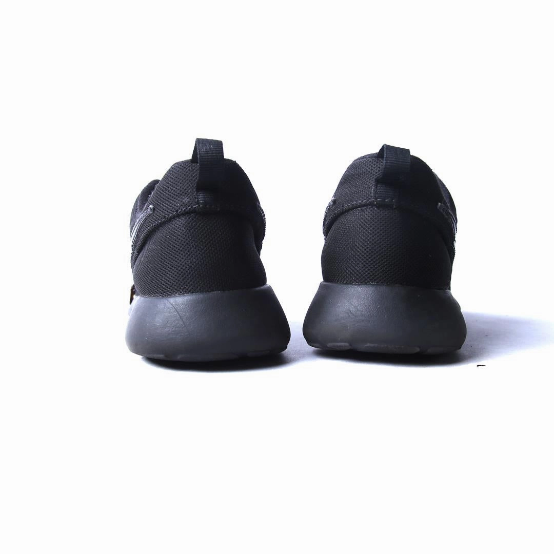 NIKE ROSHE ONE