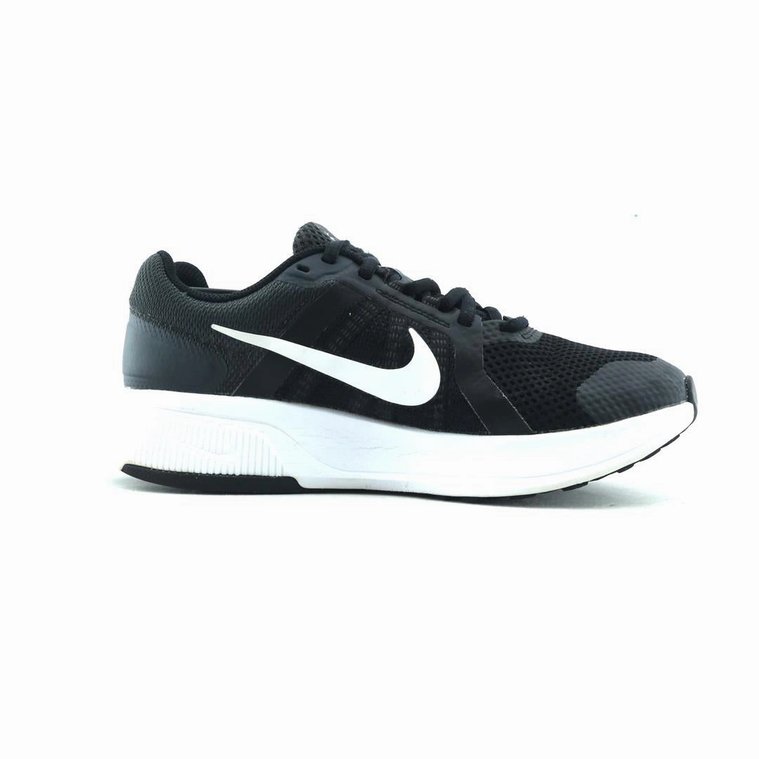 NIKE  RUN SWIFT 2