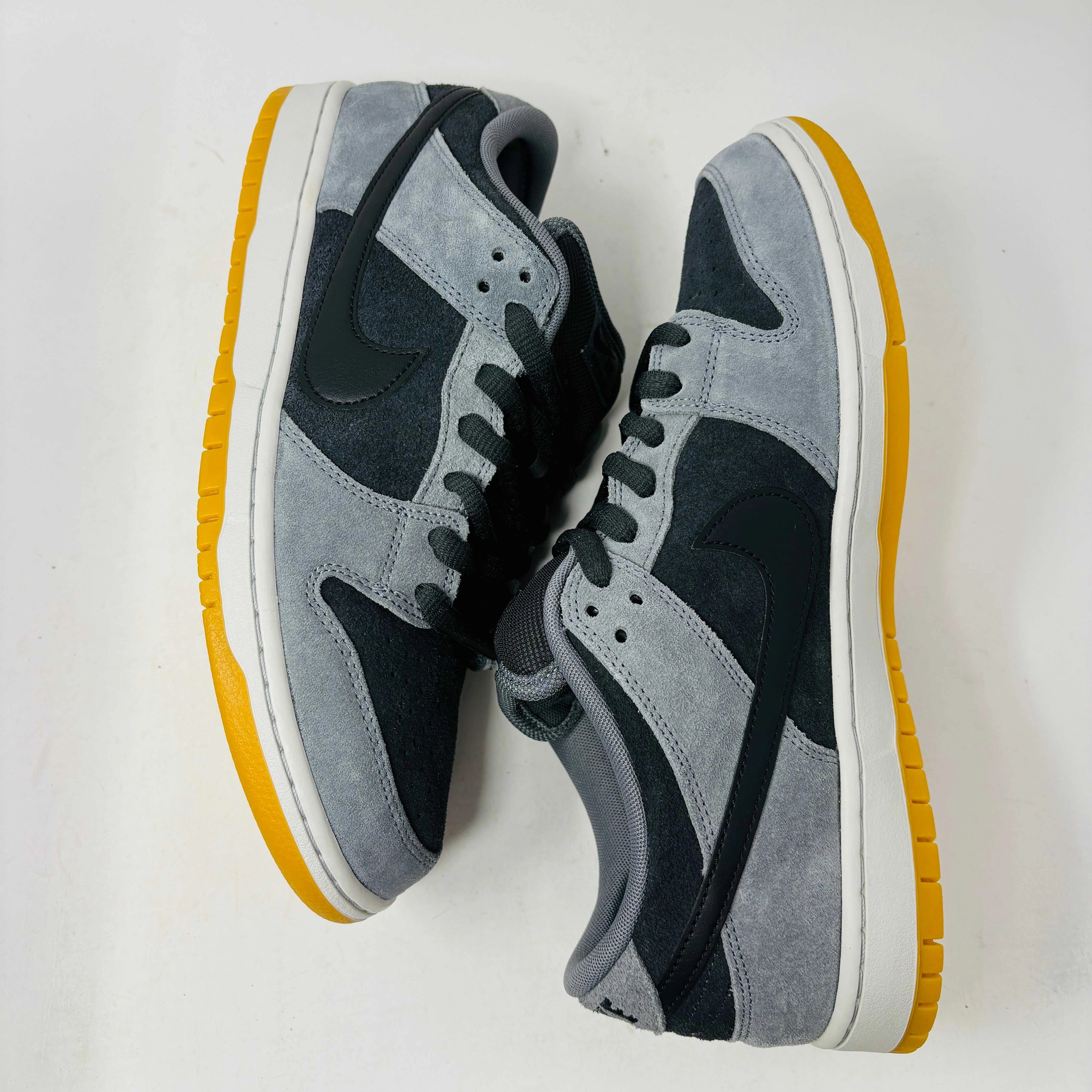 Nike SB Dunk Low Dark Smoke Grey
