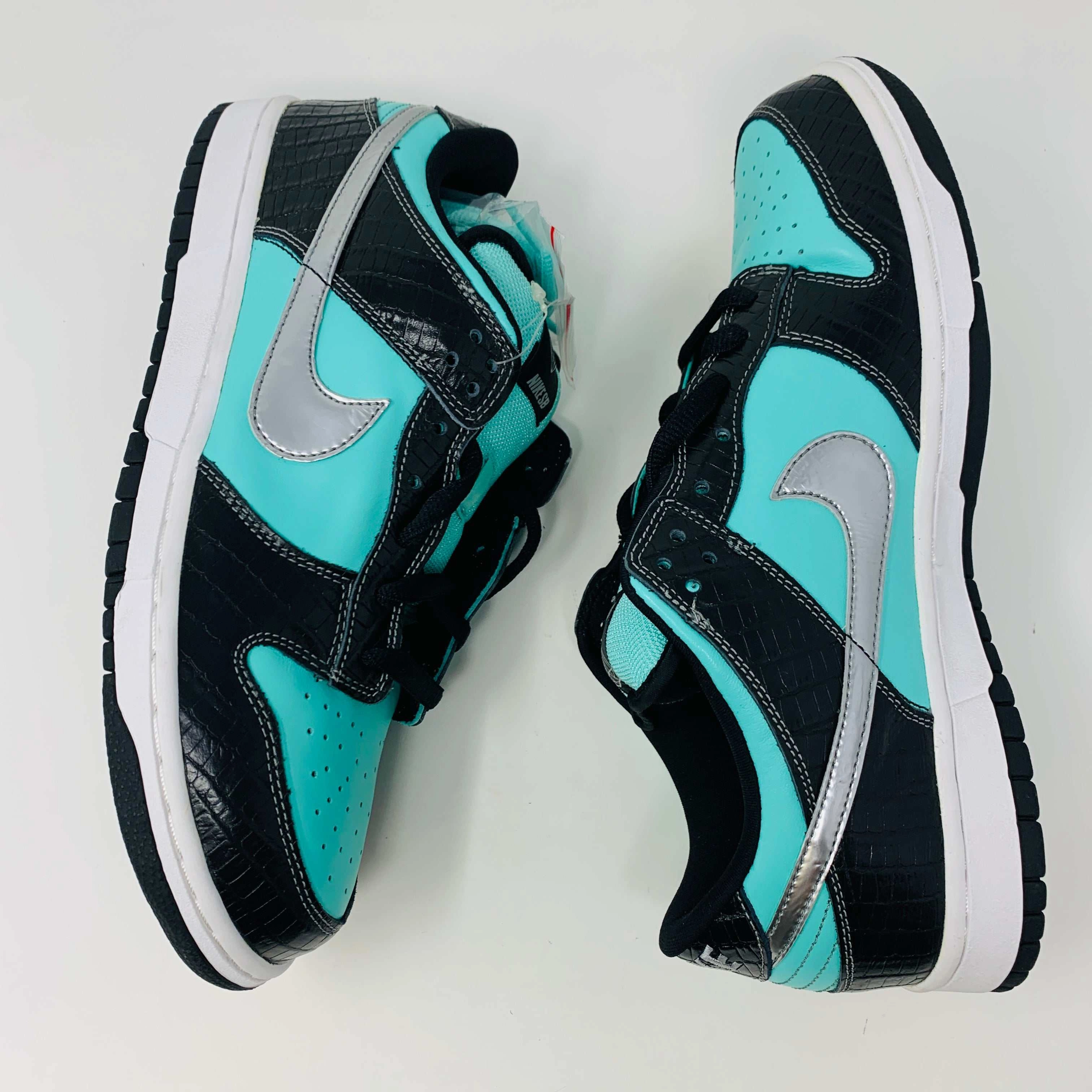 Nike SB Dunk Low Diamond Supply Co.