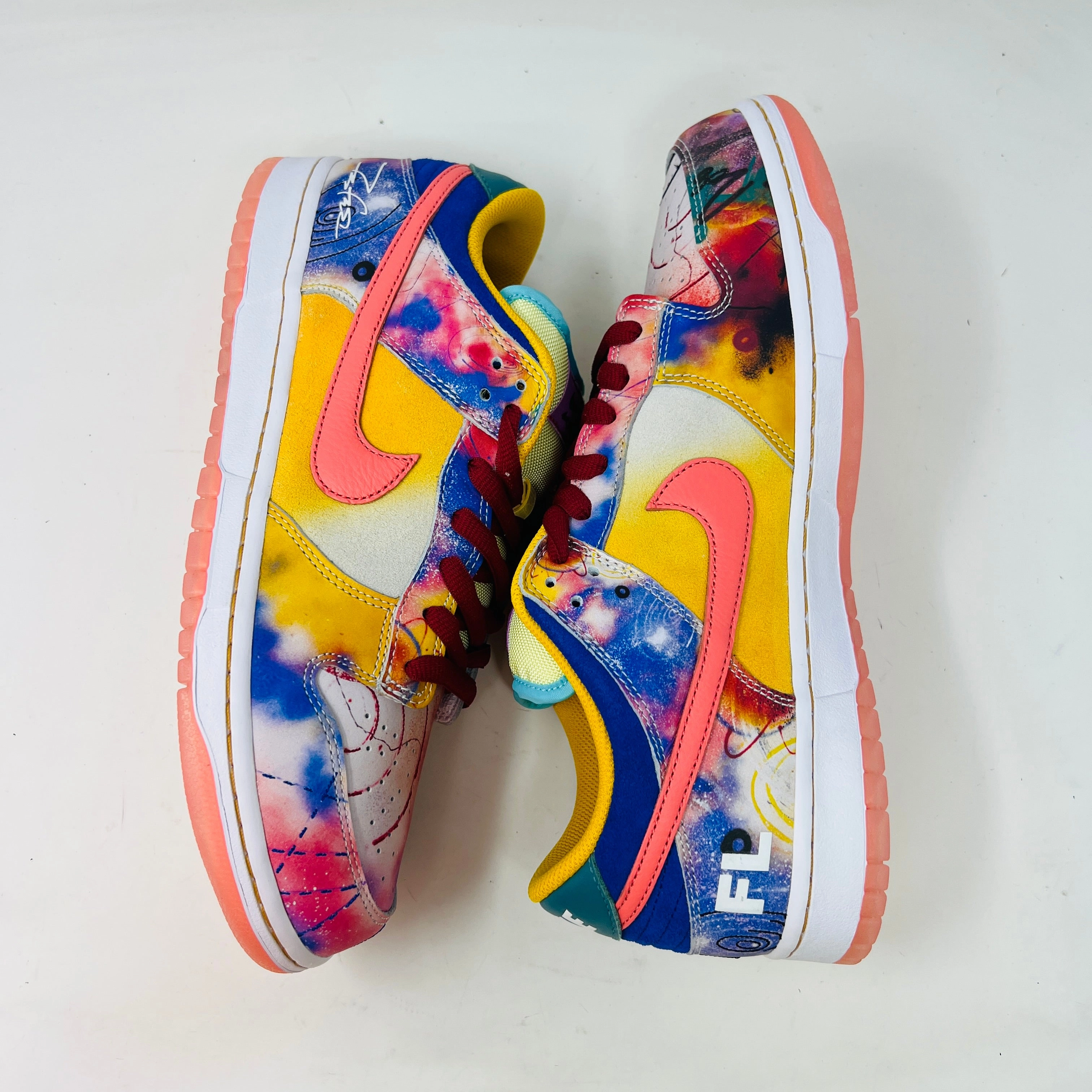 Nike SB Dunk Low Futura Laboratories Sunblush (Friends and Family)