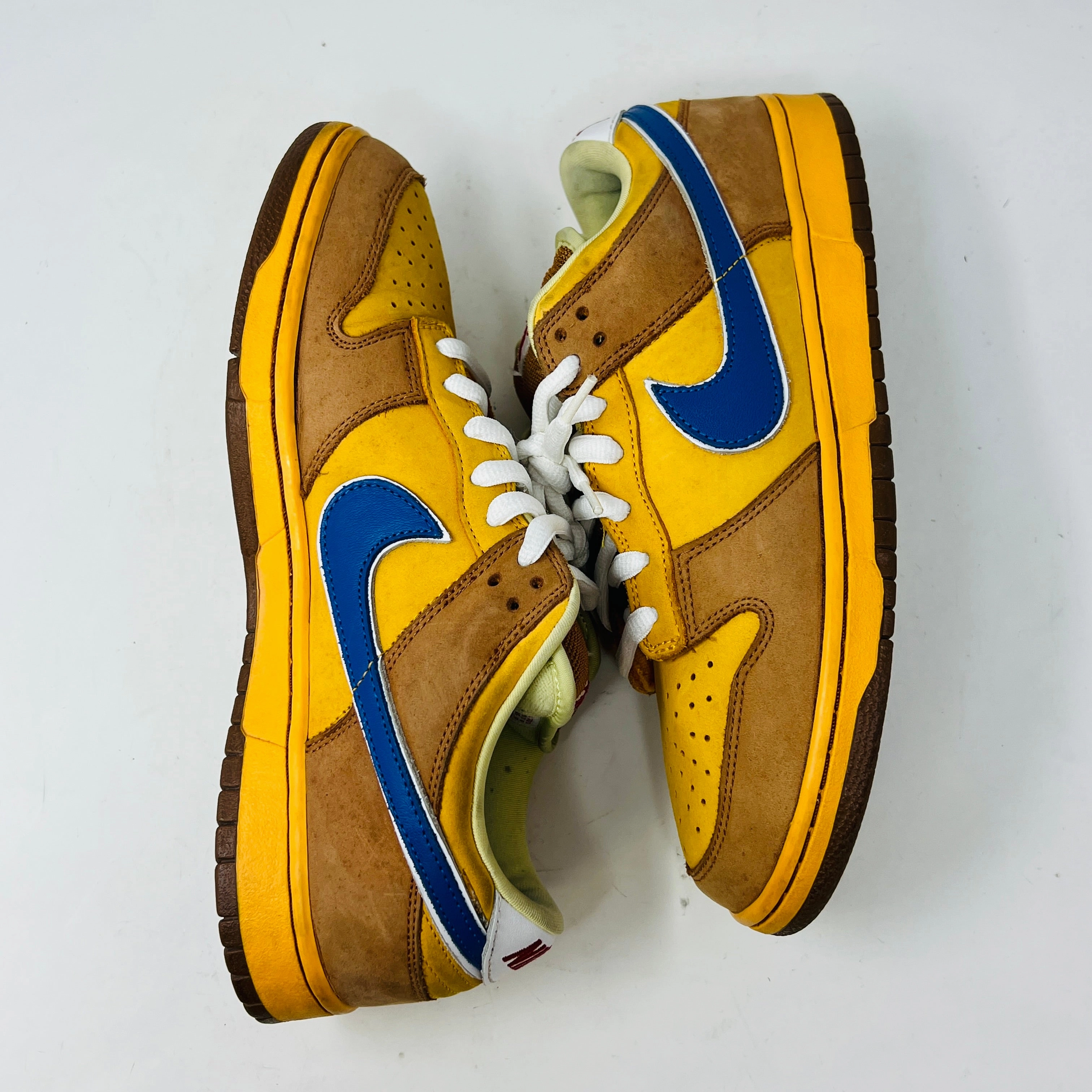 Nike SB Dunk Low Newcastle Brown Ale