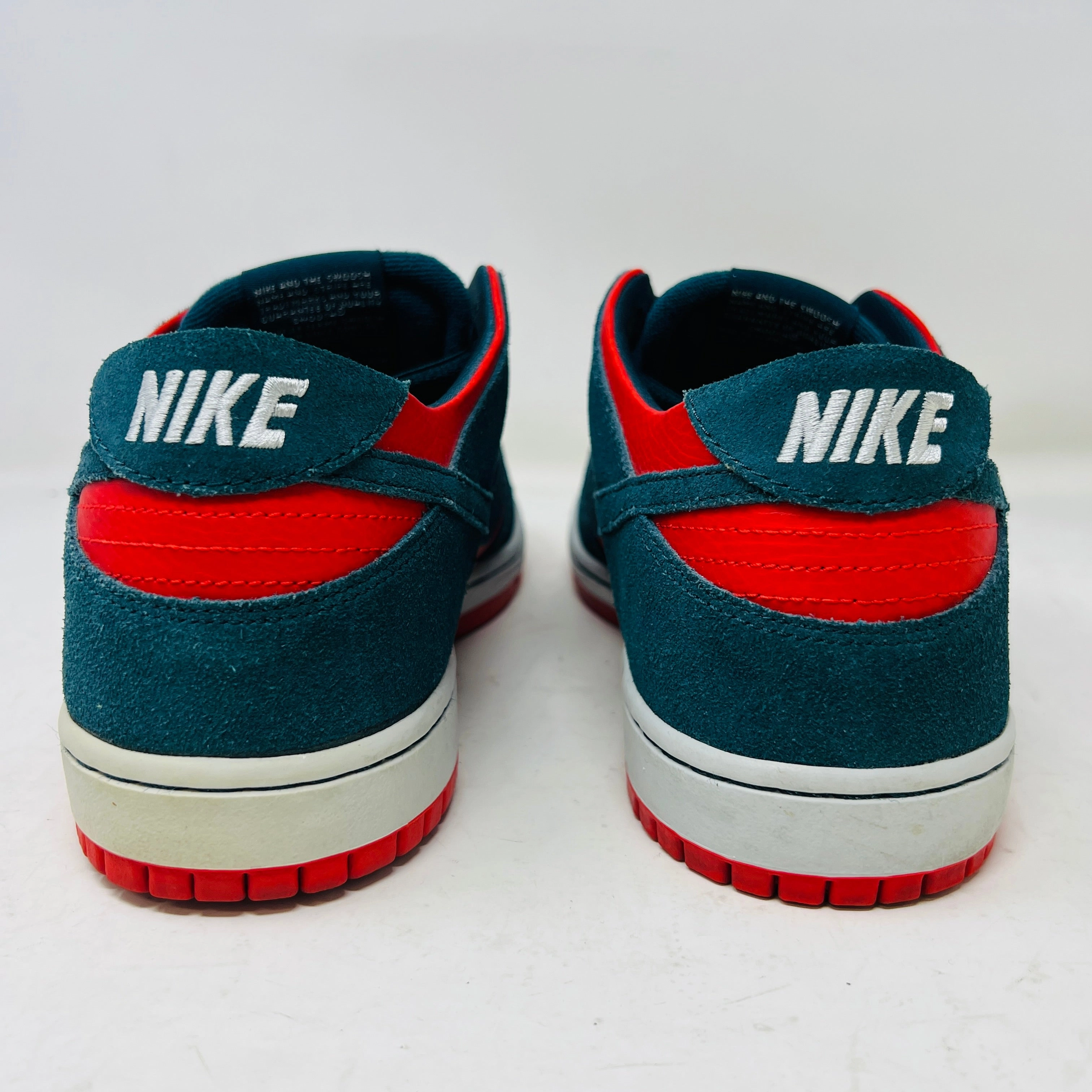 Nike SB Dunk Low Reverse Shark