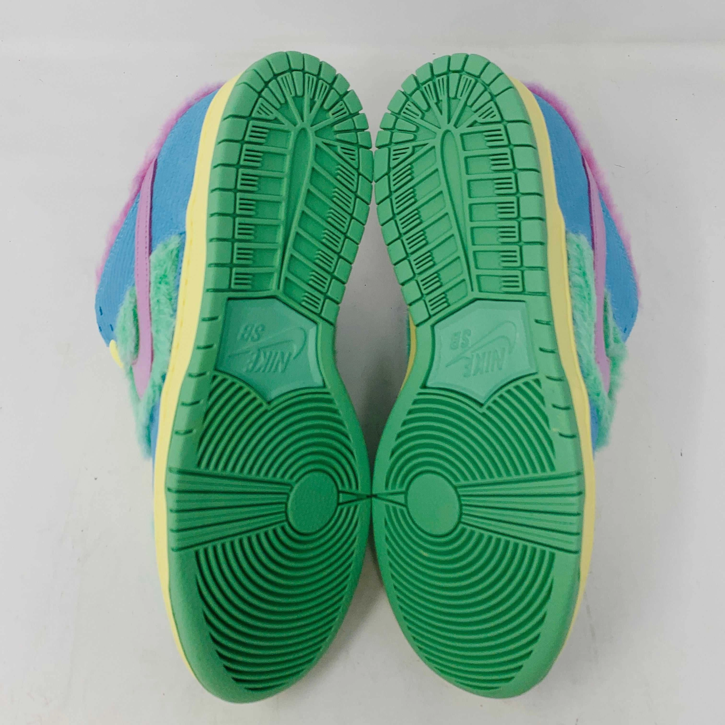 Nike SB Dunk Low Verdy Visty