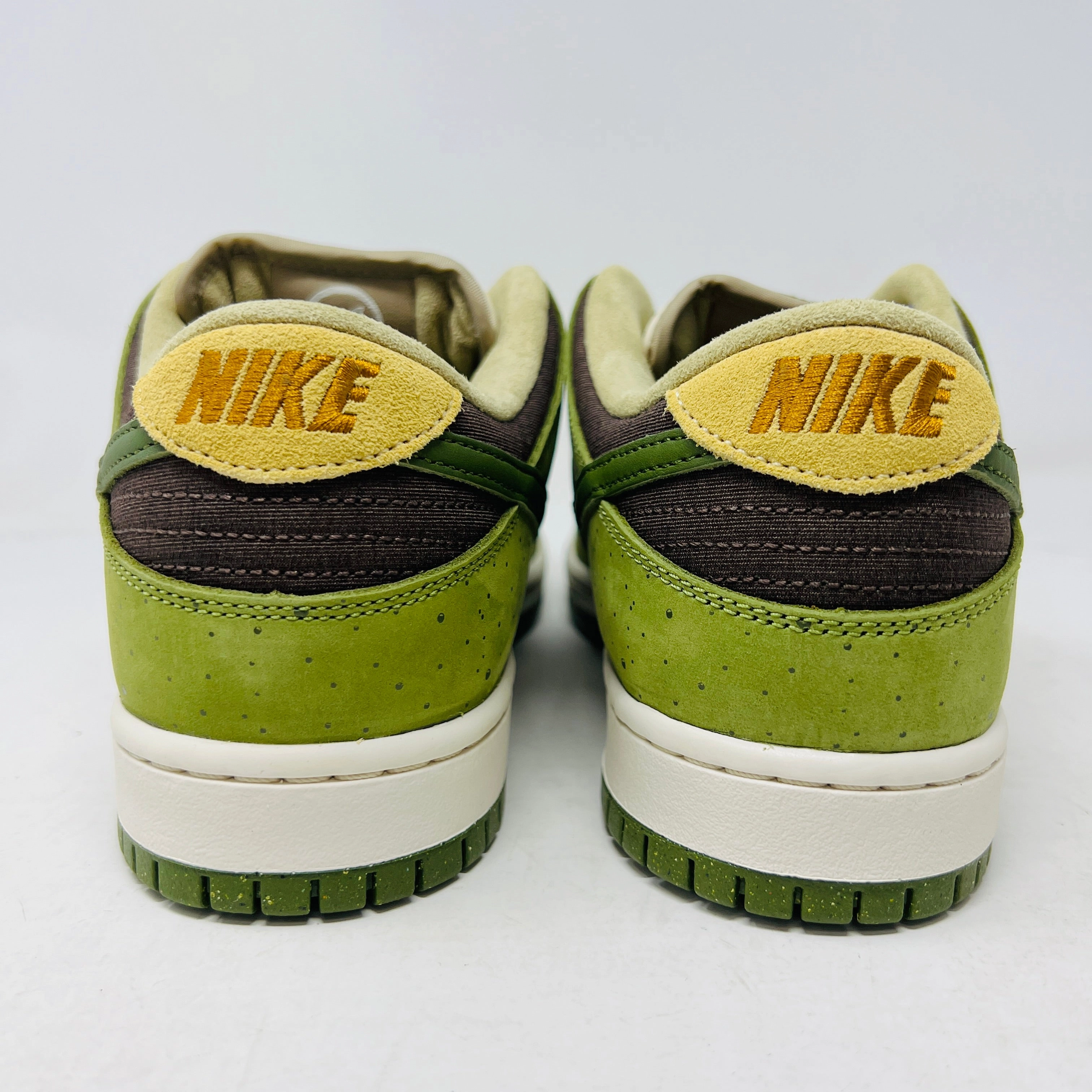 Nike SB Dunk Low Yuto Horigome Asparagus
