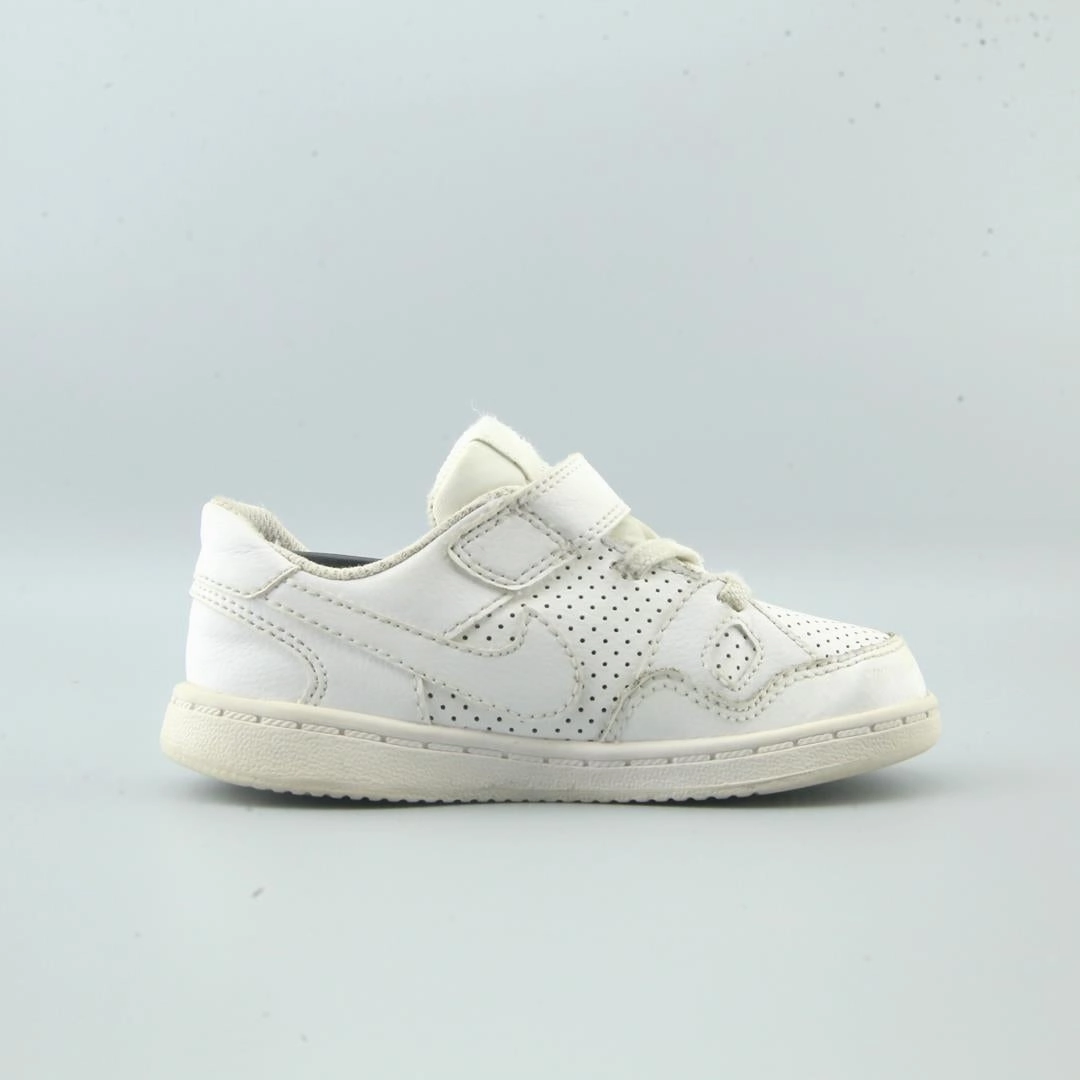 NIKE SON OF FORCE