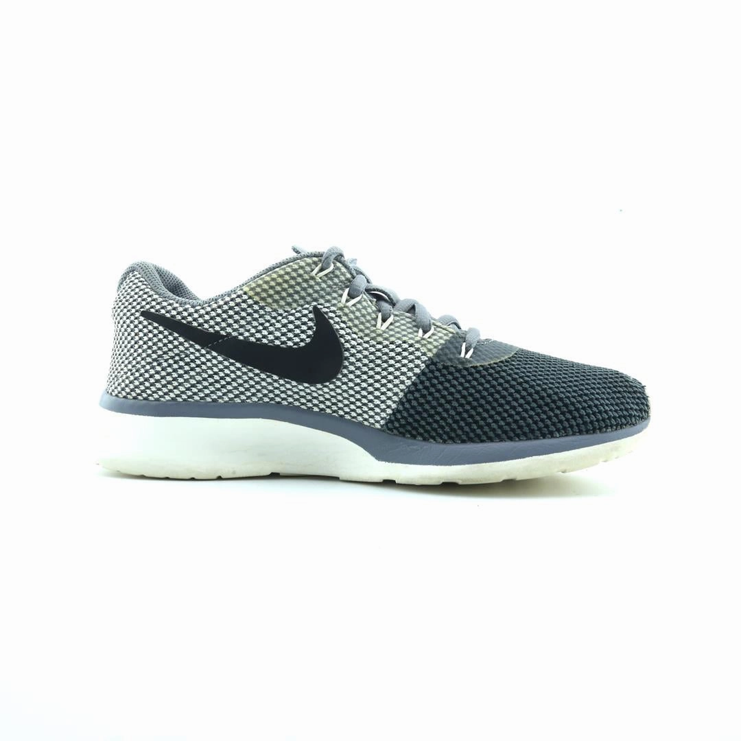 NIKE TANJUN RACER