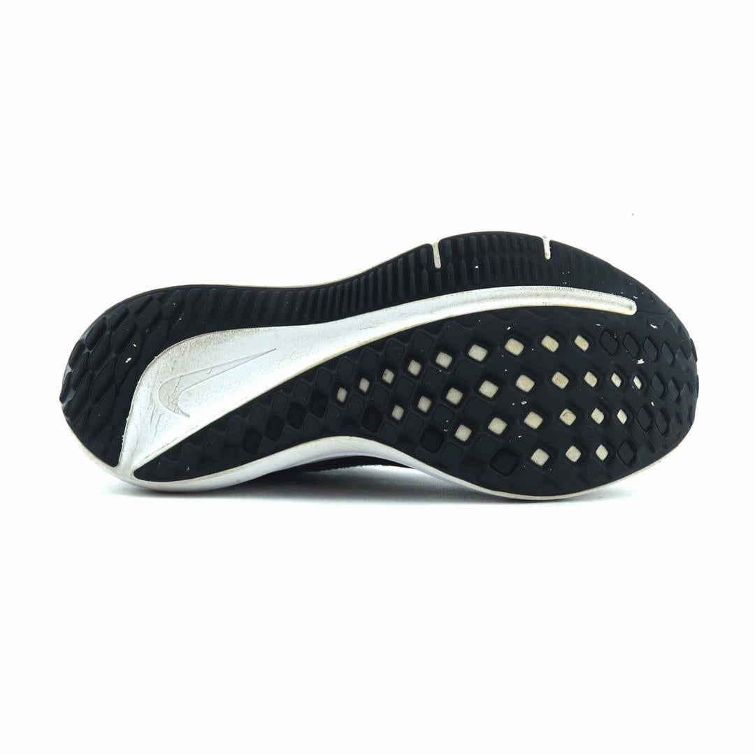 NIKE WINFLO 10