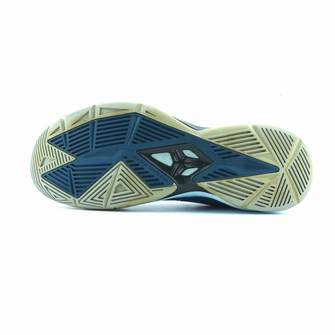 NIKE  ZOOM KOBE VENOMENON 4