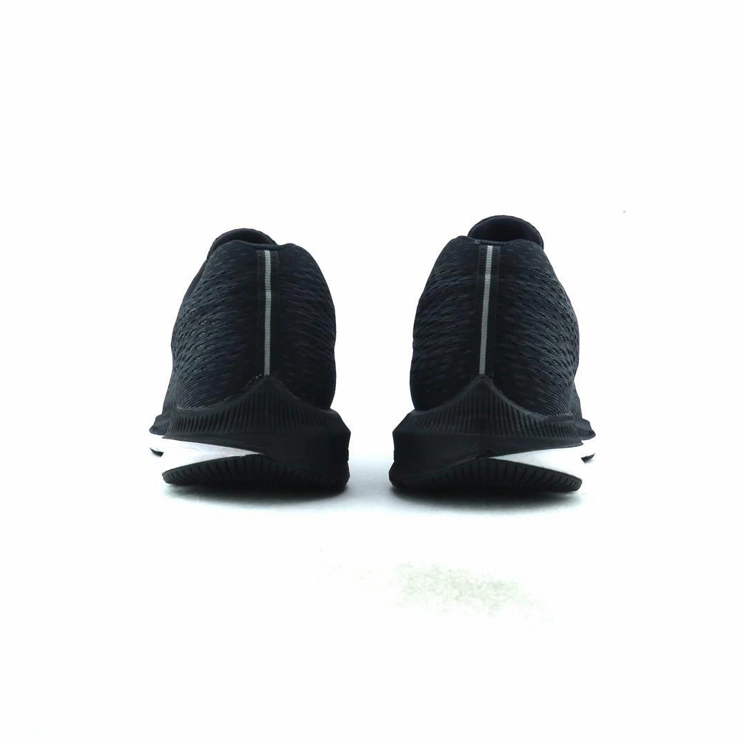 NIKE ZOOM WINFLO 5