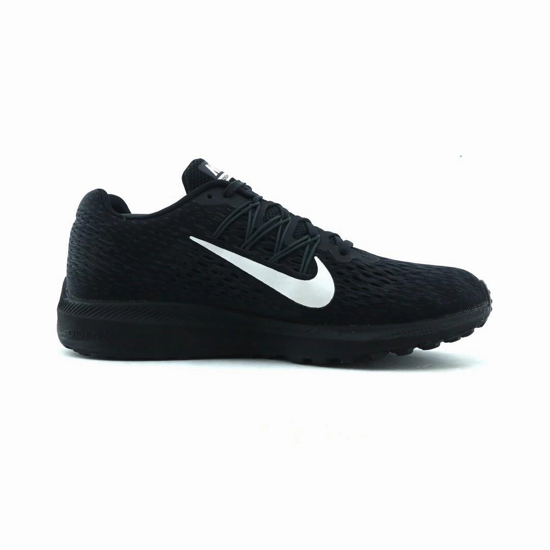 NIKE ZOOM WINFLO 5