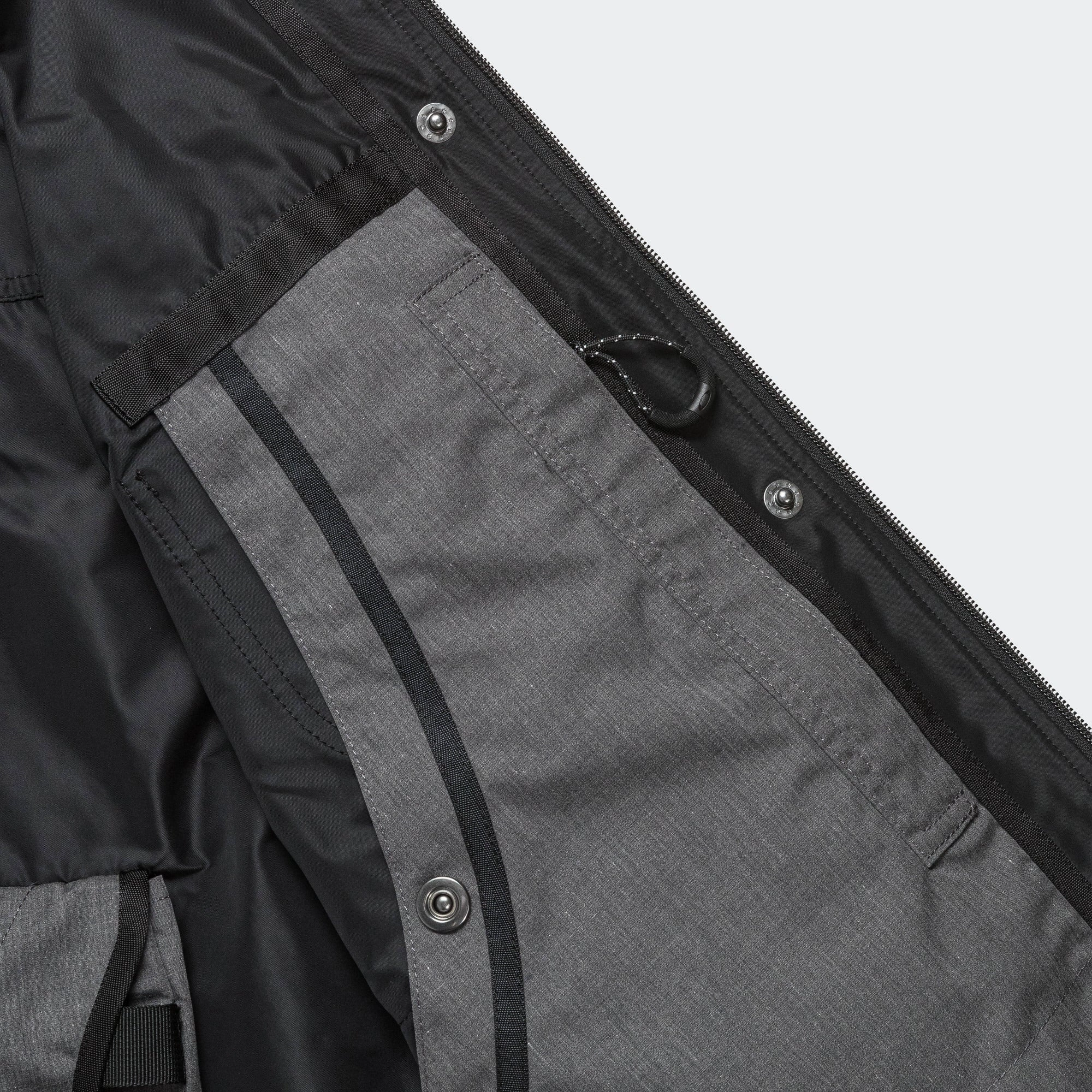 Polyester Twill Laminated Jacket x OAKLEY - Black/Black