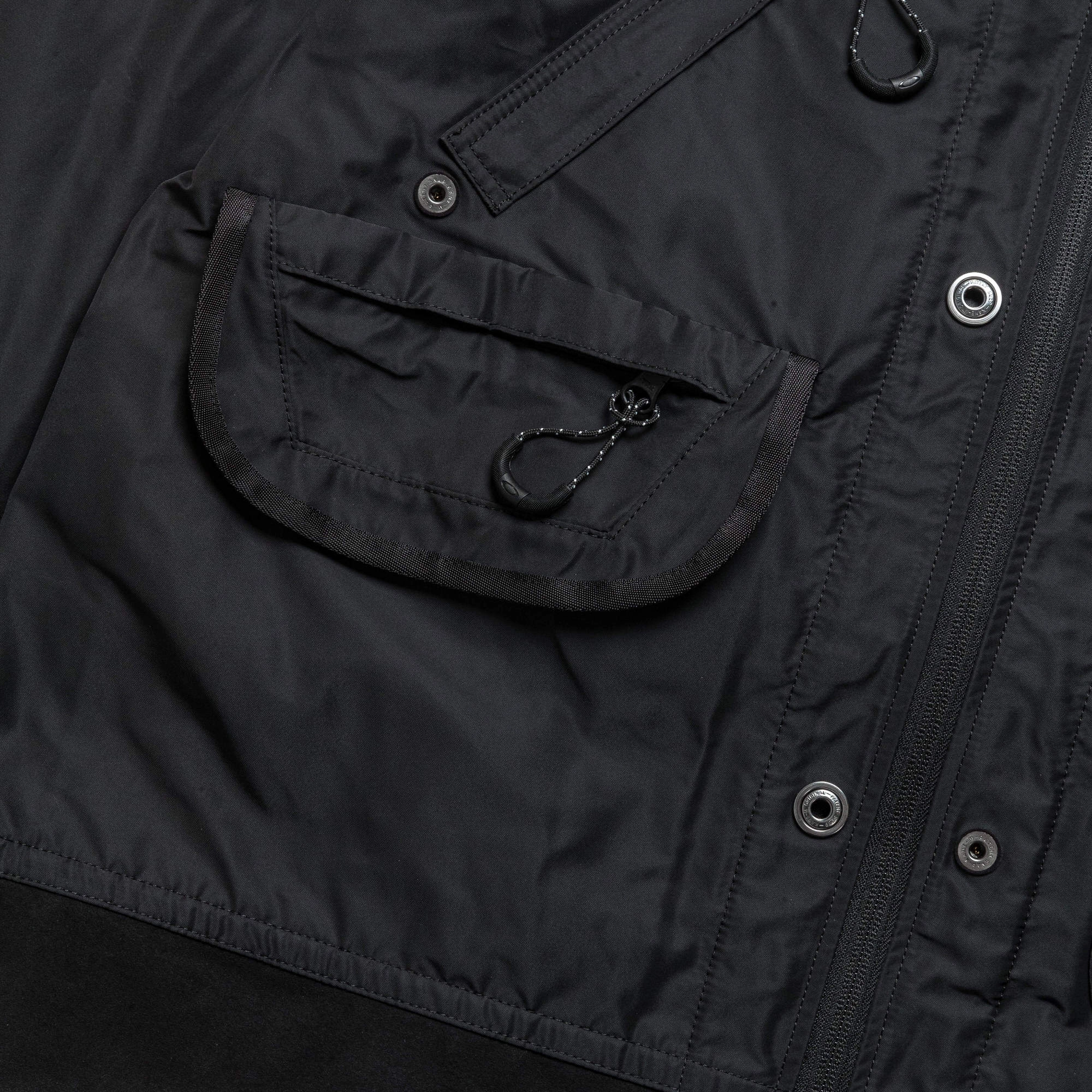 Polyester Twill Laminated Jacket x OAKLEY - Black/Black