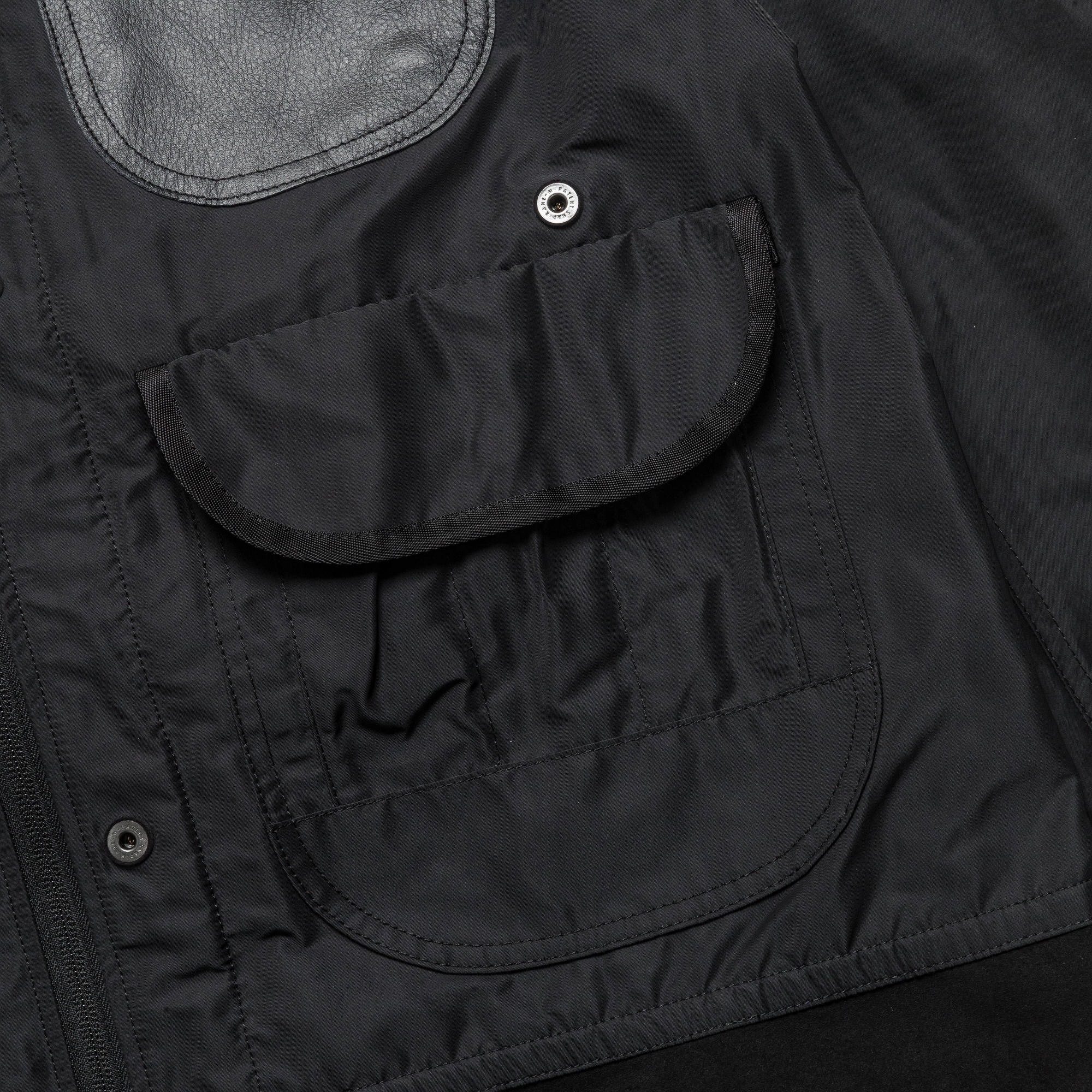 Polyester Twill Laminated Jacket x OAKLEY - Black/Black