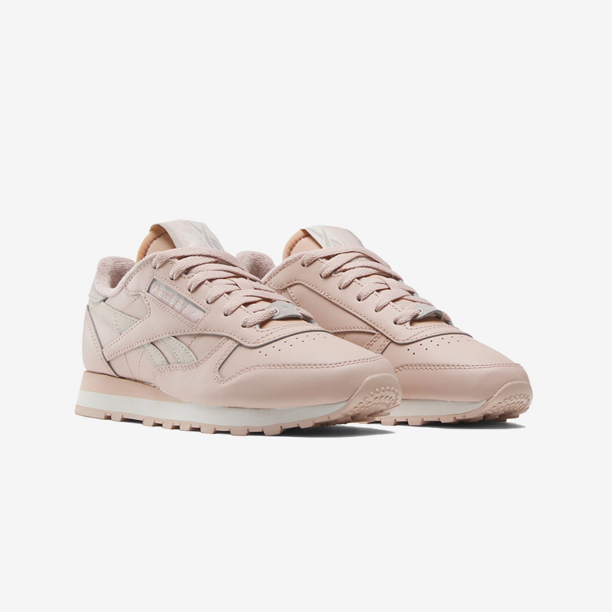 Reebok | CLASSIC LEATHER  { BONE/ASH