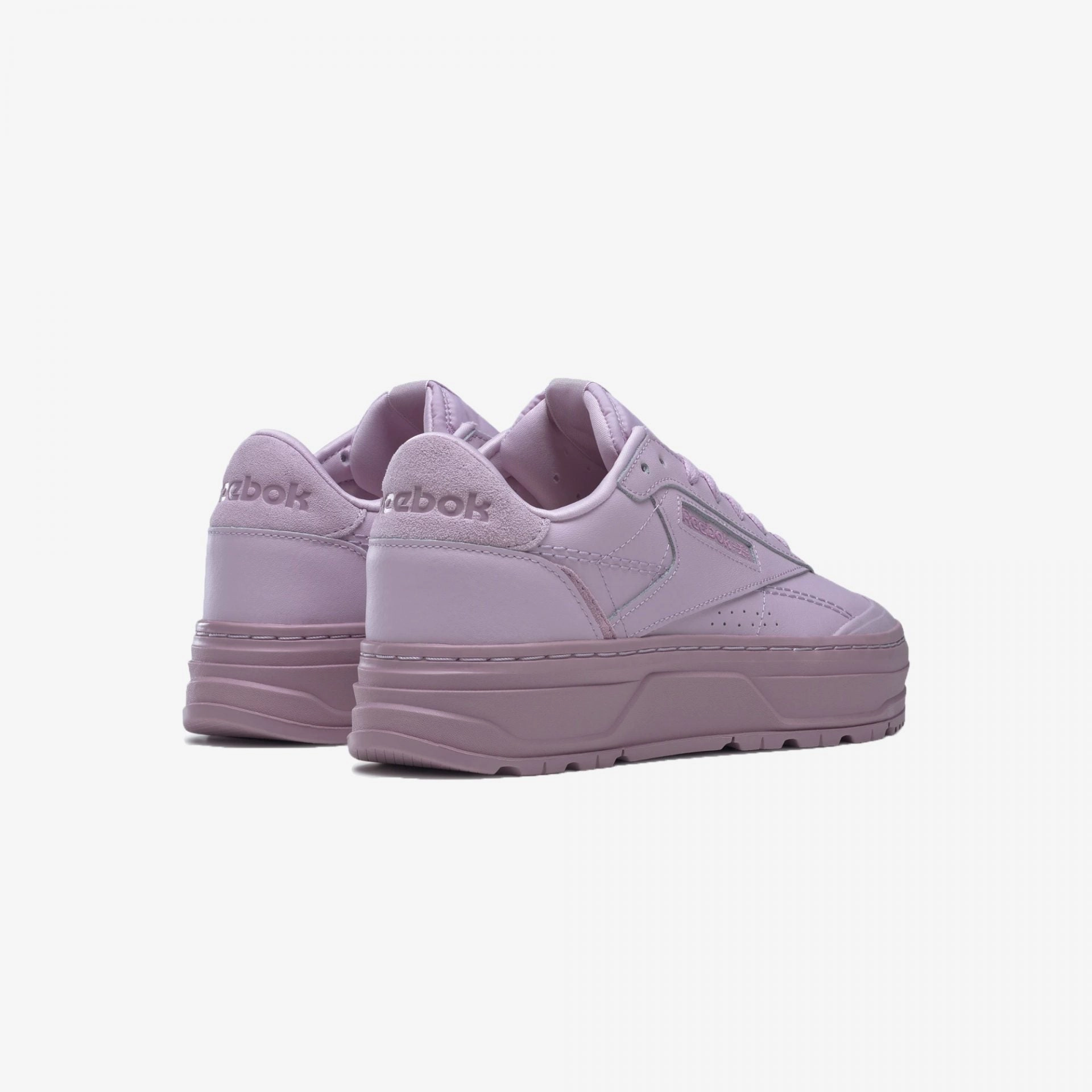 Reebok | CLUB C DOUBLE GEO  { SHELL PURPLE / INFUSED LILAC