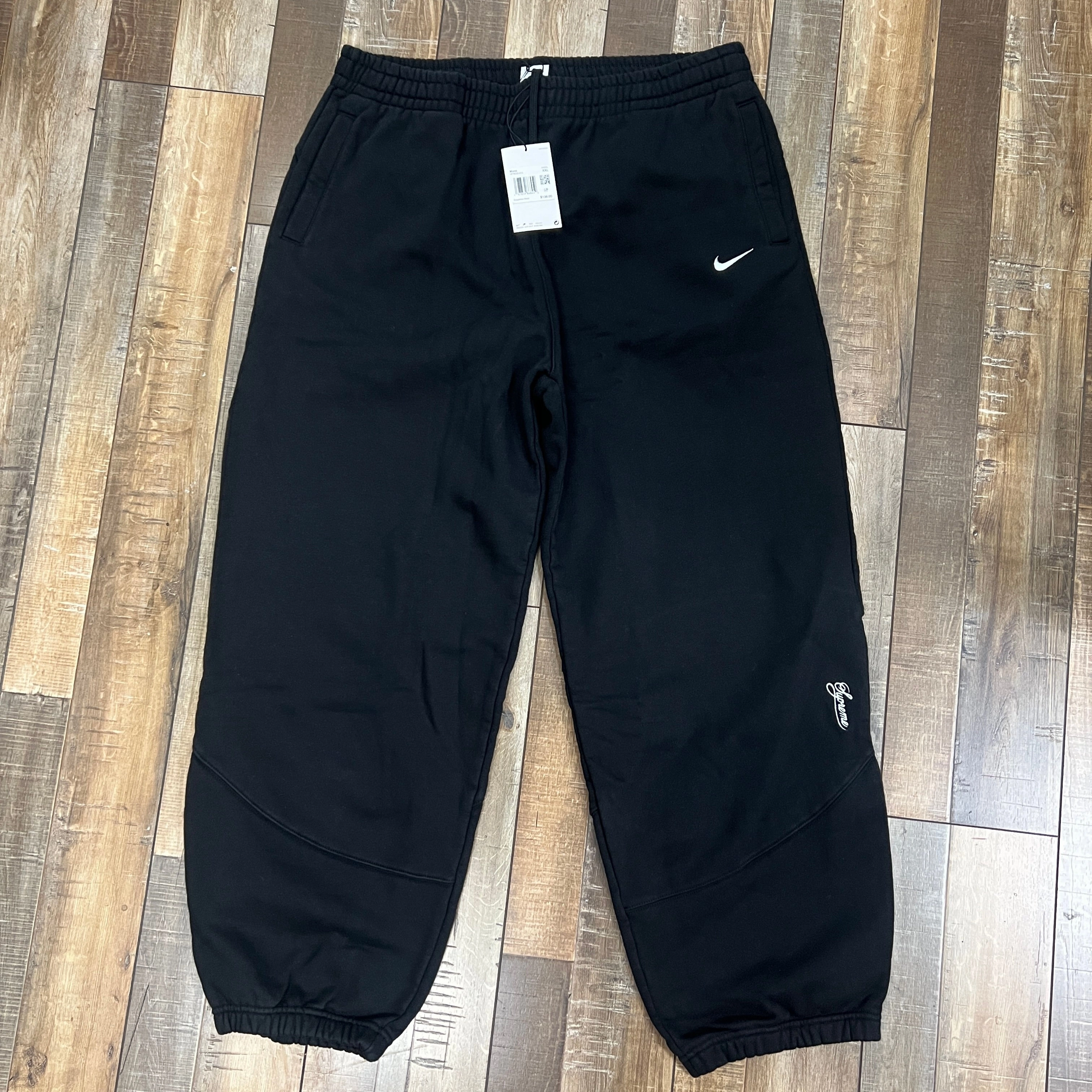 Supreme Nike Sweatpant (SS25) Black