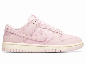 Women's Nike Dunk Low