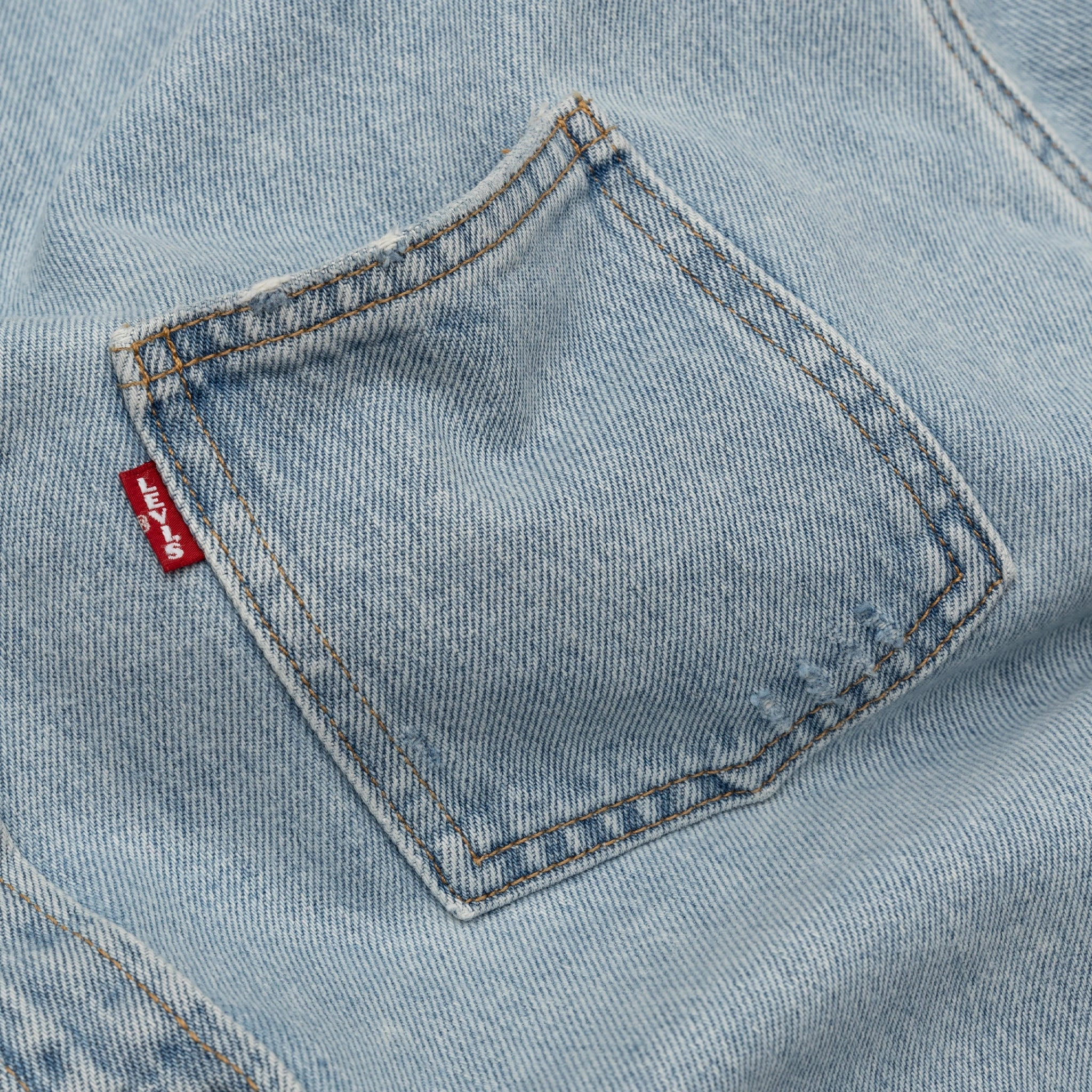 X LEVIS WOVEN DENIM OVERSHIRT